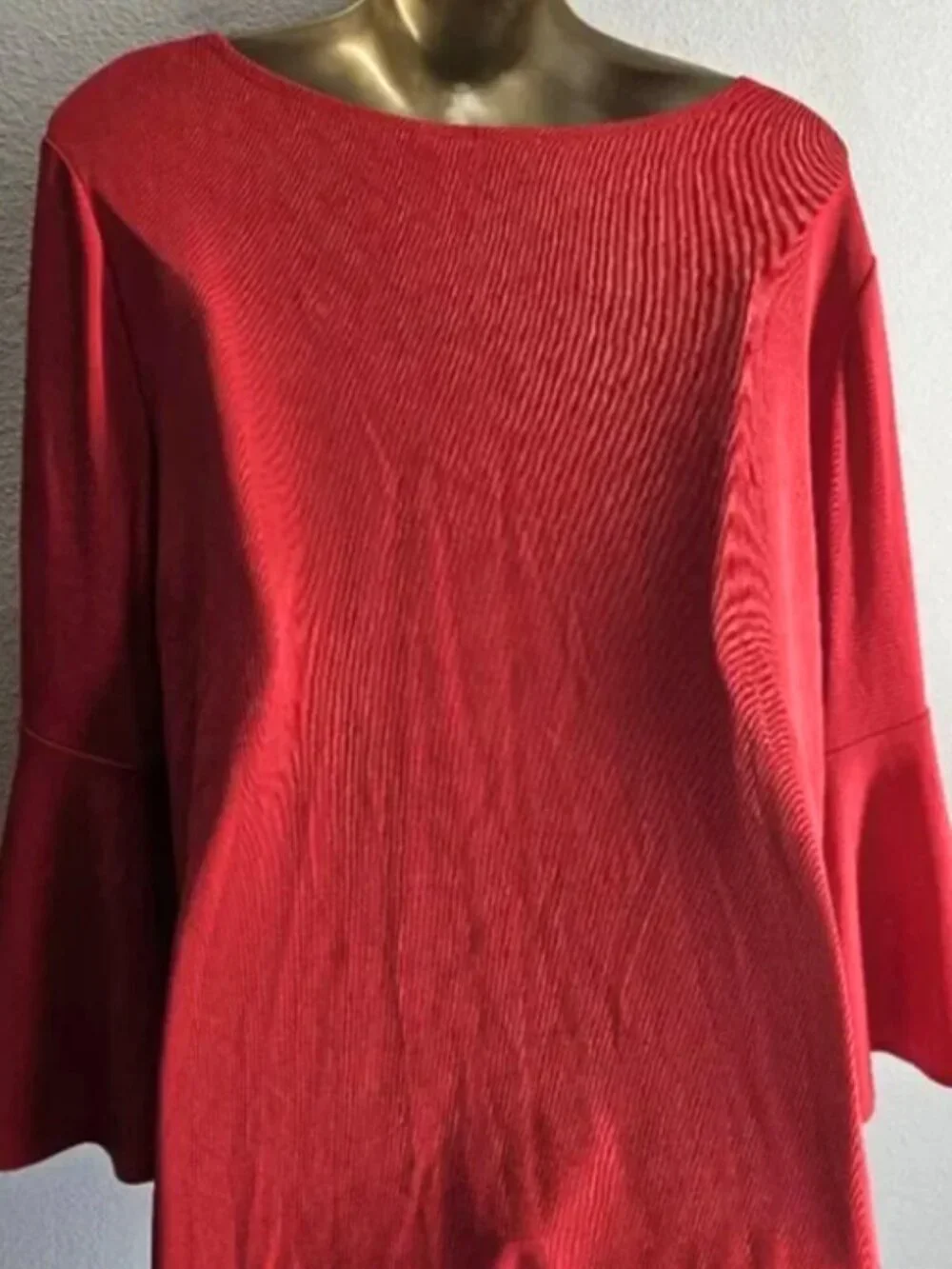 Chico's Travelers Red Flare Sleeve End Top size 3 NWOT
